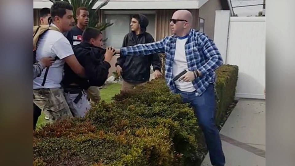 H10 officer pulls gun on kid