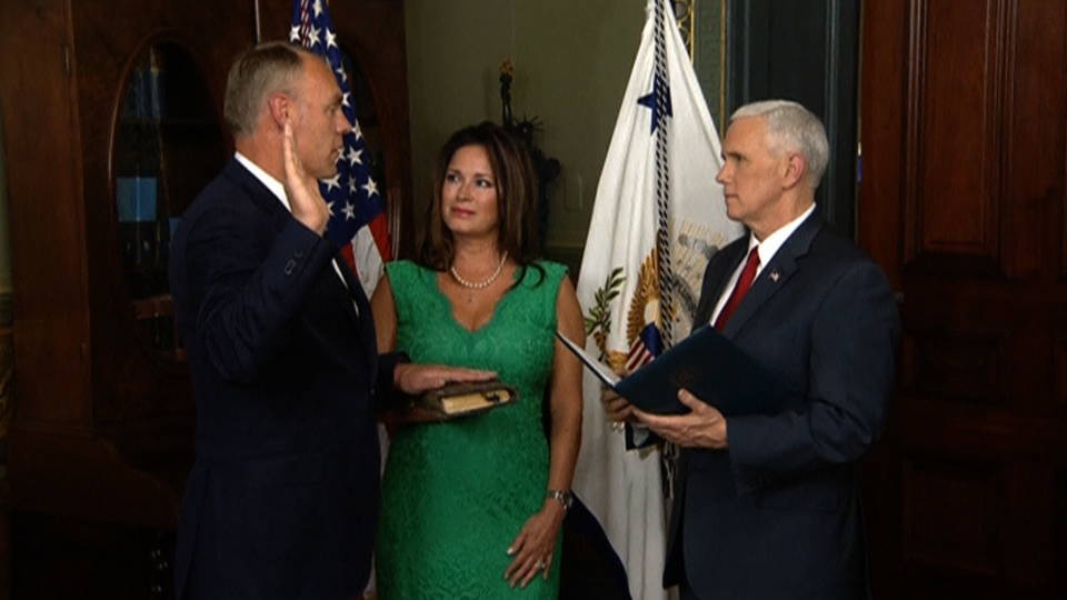 H zinke sworn