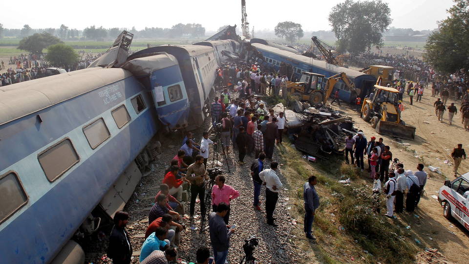 H10 india train