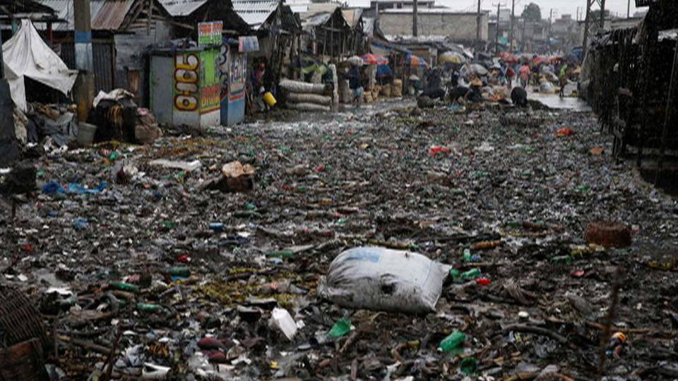H01 haiti destruction